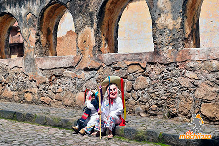 Tradiciones de Michoacán Pátzcuaro Pueblo Mágico De Mochilazo.