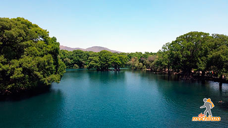 Lago de Camecuaro Michoacán De Mochilazo