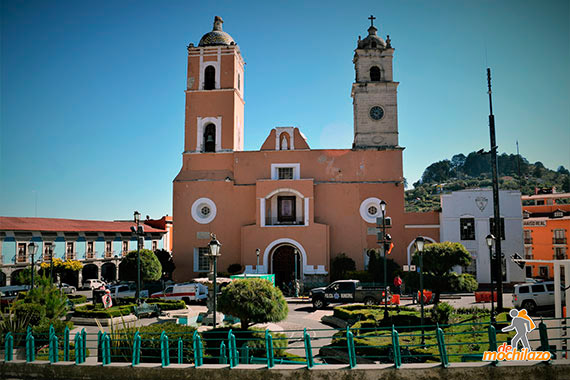 Iglesia Real del Monte Pueblo Mágico De Mochilazo