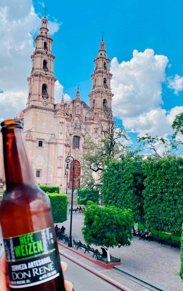 Degustación de Cerveza Artesanal Lagos de Moreno Pueblo Mágico De Mochilazo