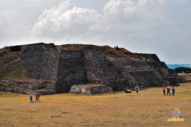 Piramide Zona Arqueologica Gigantes de Tula Hidalgo De Mochilazo